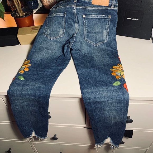 SOLD - Brand New Zara embroidered jeans - Picture 4 of 6
